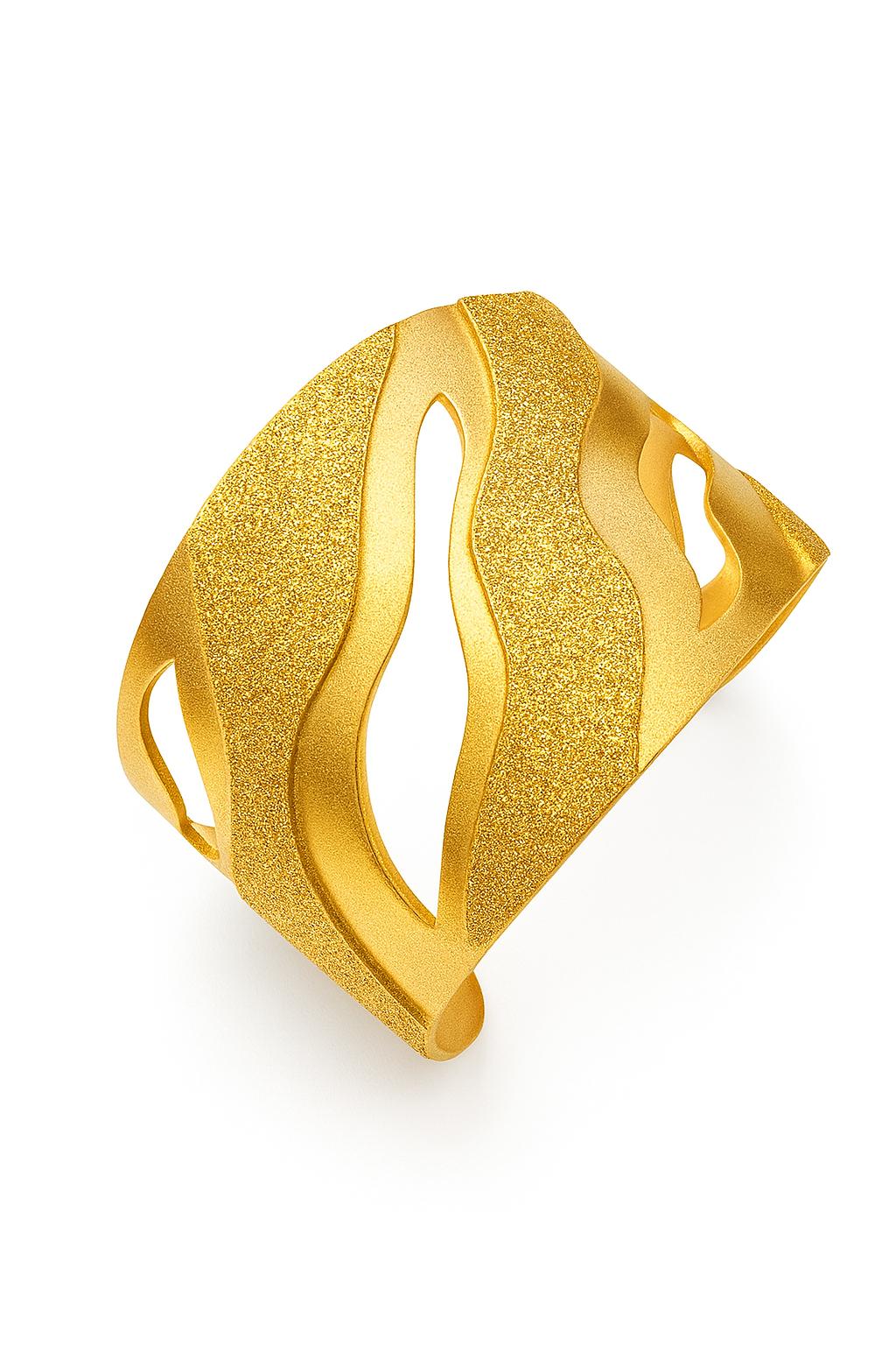 Dotted handcuff