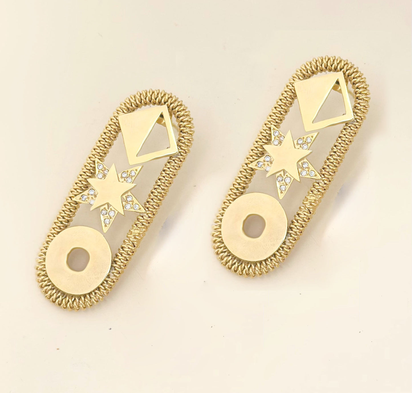 Royal golden earrings