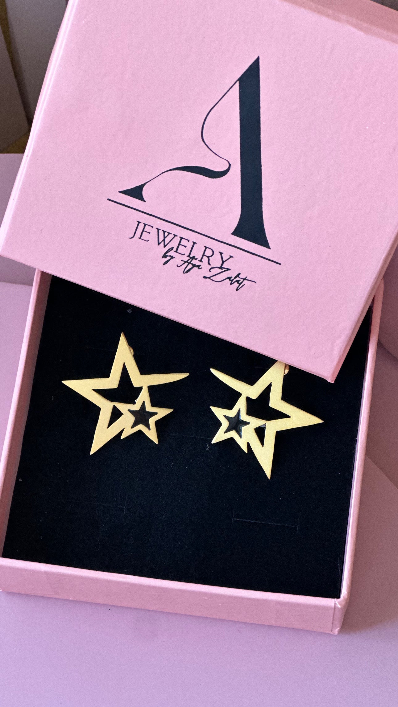 Super golden star earrings