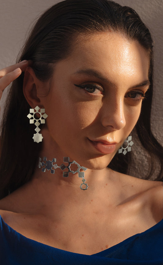 Assymetric arabian earrings