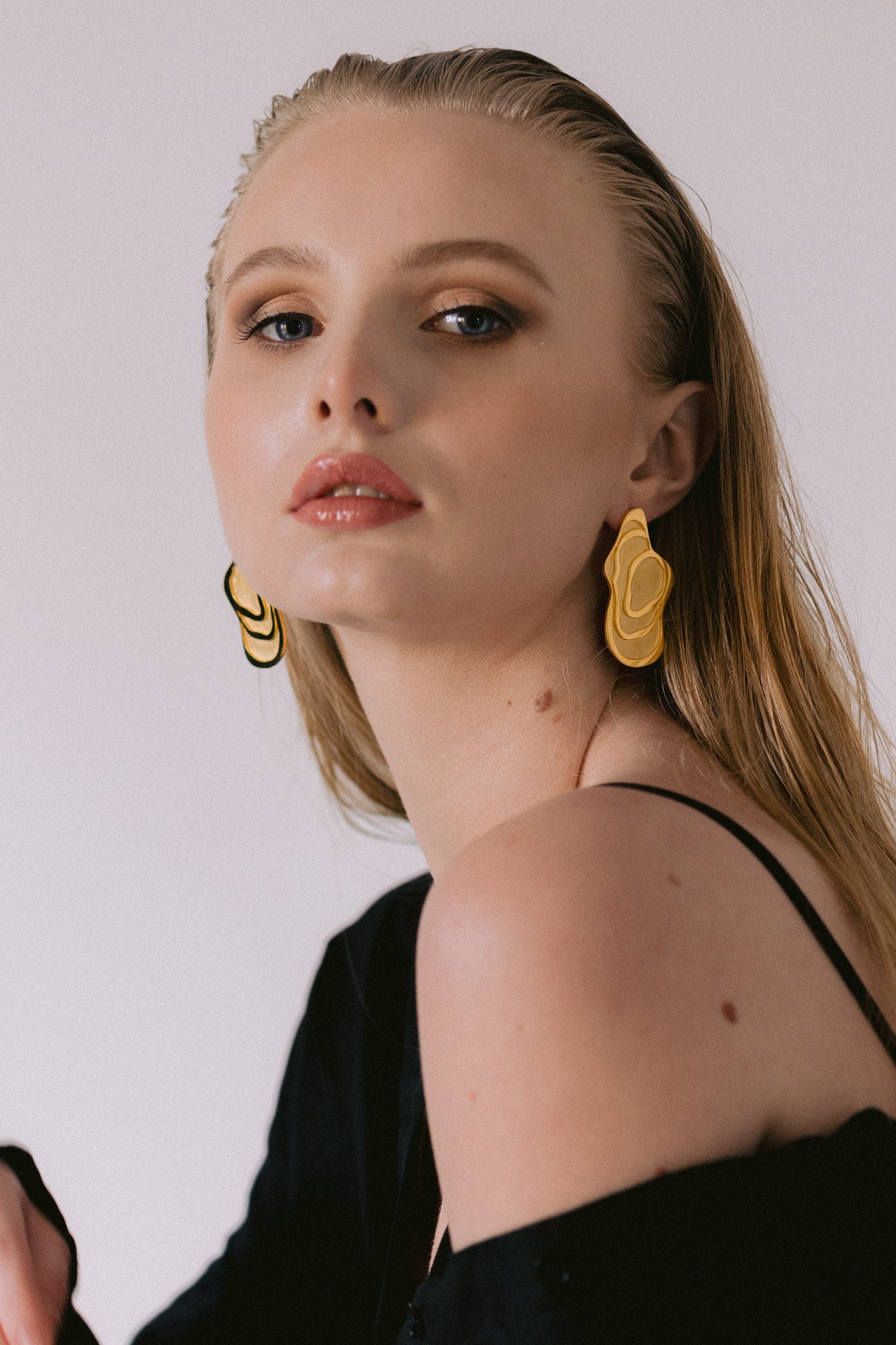 TEXTURE DU BOIS 'FULL' EARRINGS