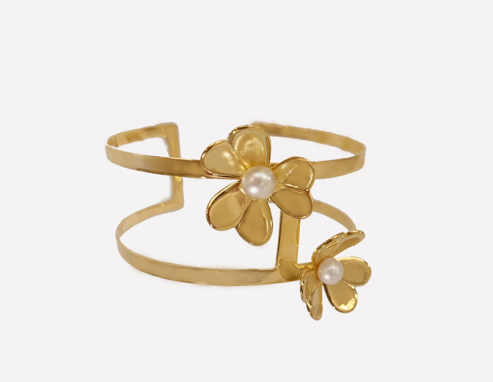 FLOWER BRACELET