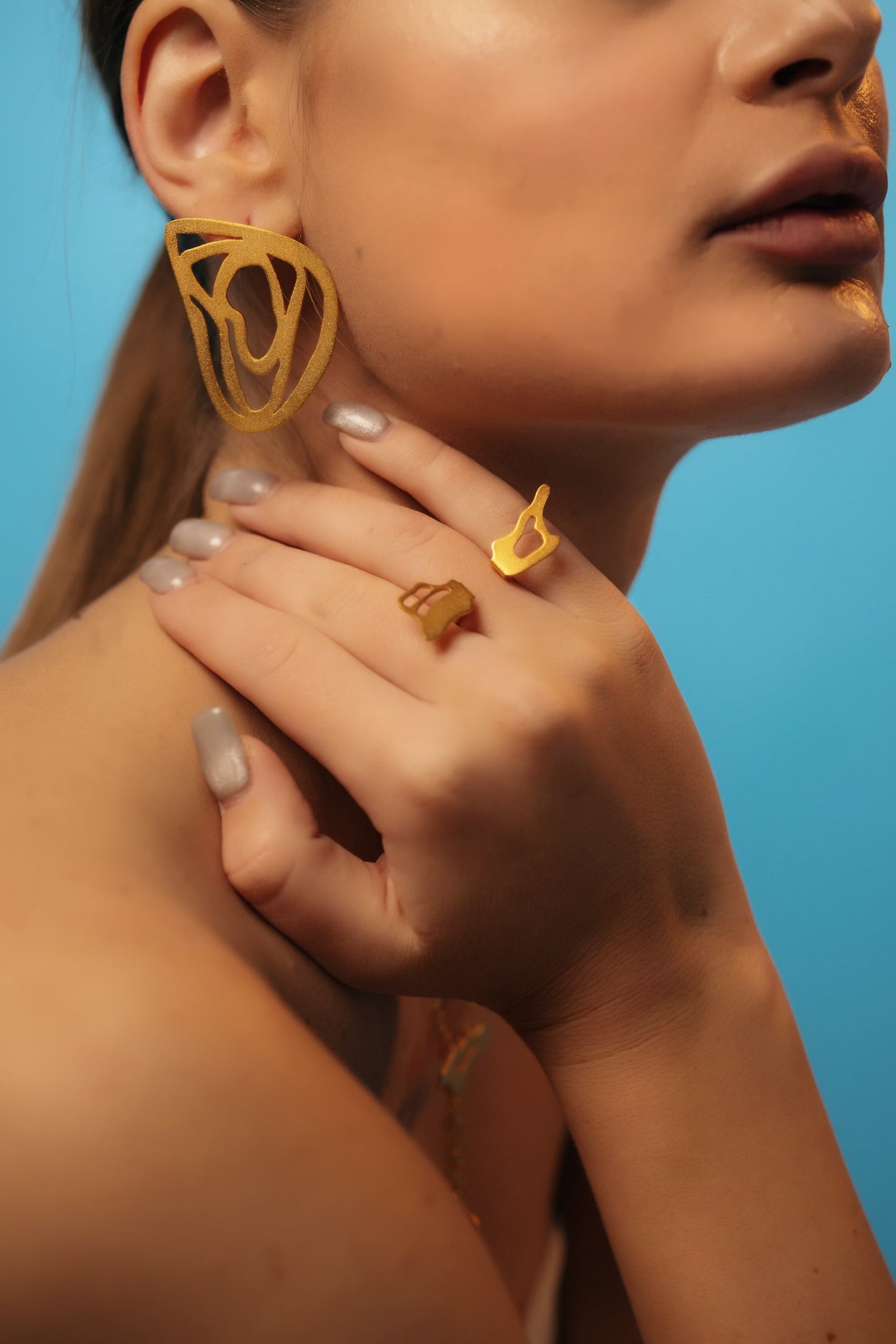 Golden crust ring