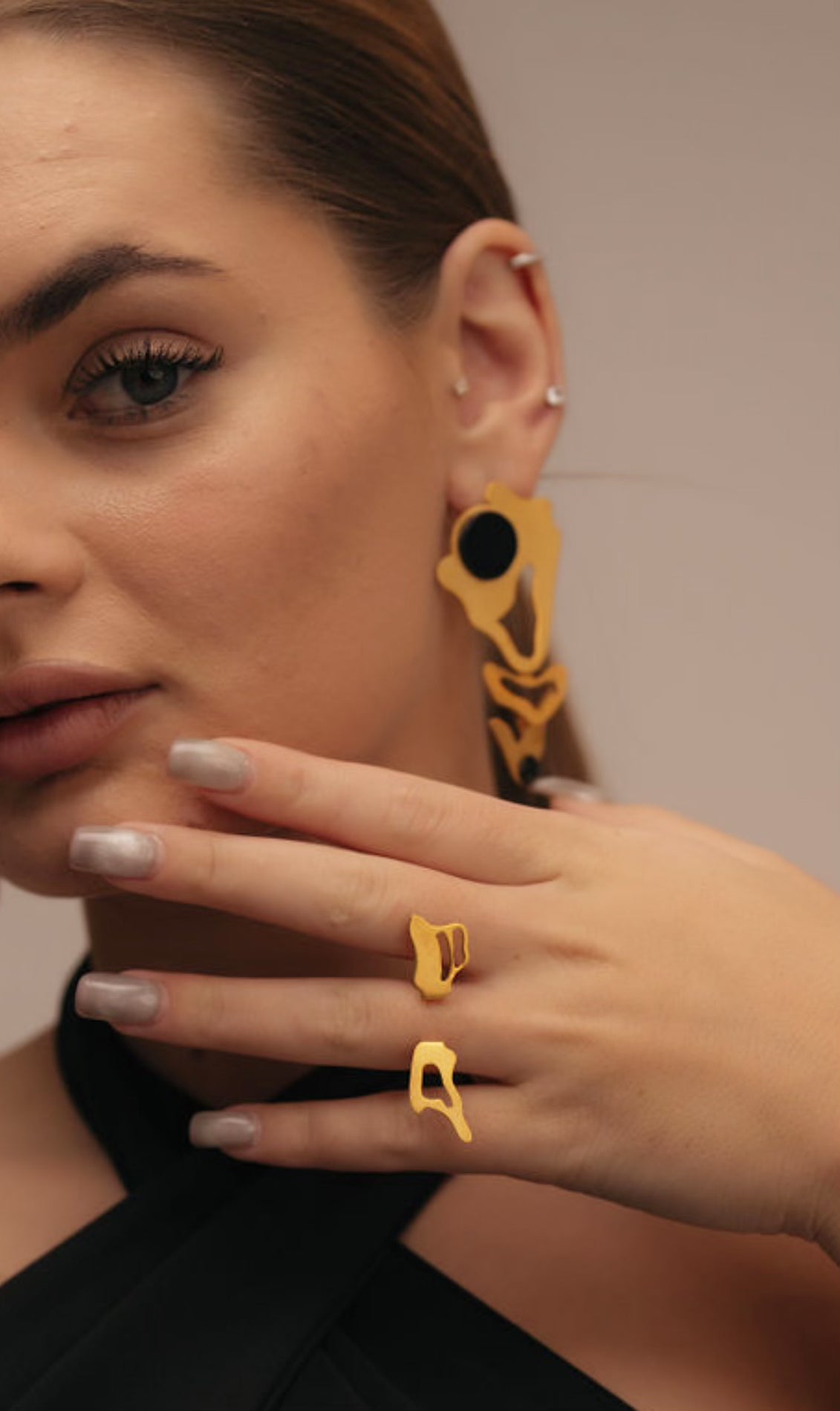 Golden crust ring